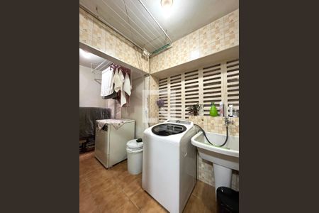 Apartamento à venda com 83m², 3 quartos e 1 vagaÁrea de Serviço