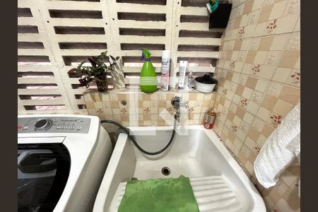 Apartamento à venda com 83m², 3 quartos e 1 vagaÁrea de Serviço