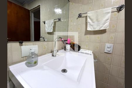Apartamento à venda com 83m², 3 quartos e 1 vagaBanheiro Corredor