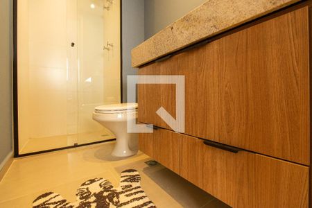 Apartamento para alugar com 85m², 2 quartos e 2 vagas Apartamento para alugar com 85m², 2 quartos e 2 vagasBanheiro da Suíte 1