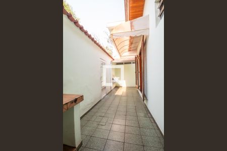 Casa à venda com 136m², 4 quartos e 2 vagas Casa à venda com 136m², 4 quartos e 2 vagasÁrea Externa