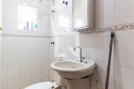 Casa à venda com 110m², 3 quartos e 2 vagasBanheiro da Suíte