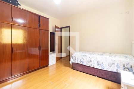Casa à venda com 110m², 3 quartos e 2 vagasQuarto 2