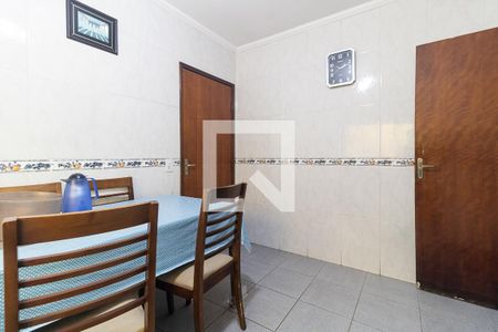 Casa à venda com 110m², 3 quartos e 2 vagasCozinha