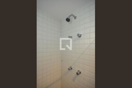 Apartamento para alugar com 40m², 1 quarto e 1 vaga Apartamento para alugar com 40m², 1 quarto e 1 vagaChuveiro do Banheiro