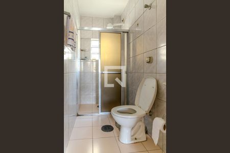 Apartamento para alugar com 65m², 2 quartos e sem vagaBanheiro