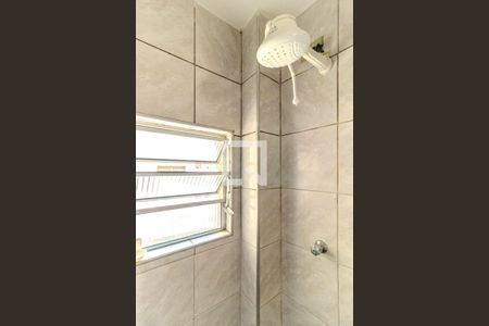 Apartamento para alugar com 65m², 2 quartos e sem vagaBanheiro