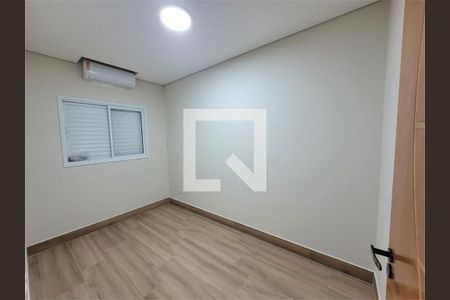 Casa à venda com 3 quartos, 170m² em Parque Sao Domingos, São Paulo