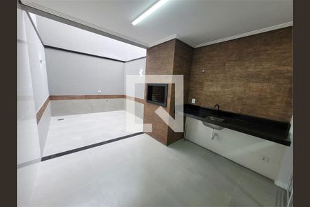 Casa à venda com 3 quartos, 170m² em Parque Sao Domingos, São Paulo