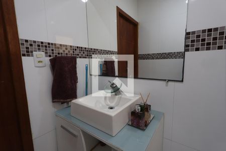 Casa à venda com 225m², 3 quartos e 2 vagasLavabo