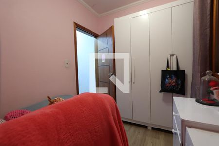 Casa à venda com 225m², 3 quartos e 2 vagasQuarto 3