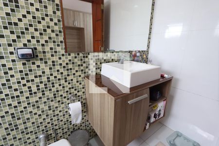 Casa à venda com 225m², 3 quartos e 2 vagasBanheiro da Suíte