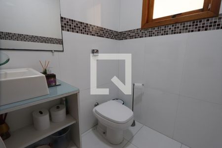 Casa à venda com 225m², 3 quartos e 2 vagasLavabo