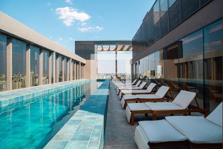 Studio à venda com 24m², 1 quarto e sem vaga Studio à venda com 24m², 1 quarto e sem vagaÁrea comum - Piscina