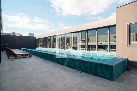 Studio à venda com 24m², 1 quarto e sem vaga Studio à venda com 24m², 1 quarto e sem vagaÁrea comum - Piscina