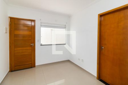 Sala de apartamento para alugar com 2 quartos, 50m² em Parque das Paineiras, São Paulo