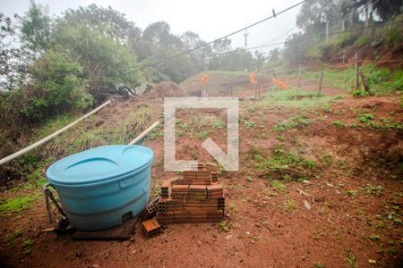 Casa à venda com 65m², 2 quartos e 1 vaga Casa à venda com 65m², 2 quartos e 1 vagaQuintal