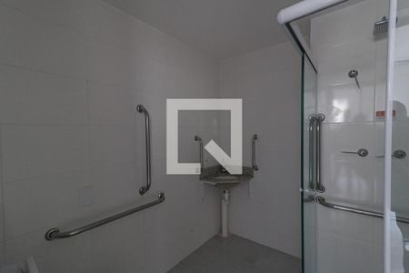 Banheiro de apartamento para alugar com 1 quarto, 45m² em Água Santa, Rio de Janeiro