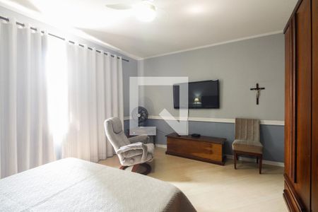 Casa à venda com 370m², 6 quartos e 5 vagasSuíte 