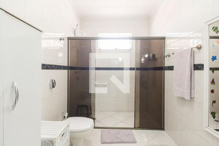 Casa à venda com 370m², 6 quartos e 5 vagasBanheiro Social 1