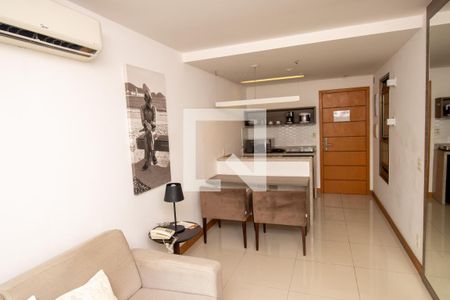 Apartamento para alugar com 32m², 1 quarto e 1 vagaSala