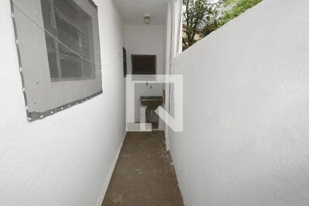 Casa para alugar com 30m², 1 quarto e 1 vagaÁrea de Serviço