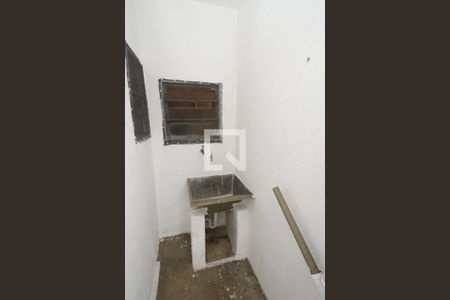 Casa para alugar com 30m², 1 quarto e 1 vagaÁrea de Serviço