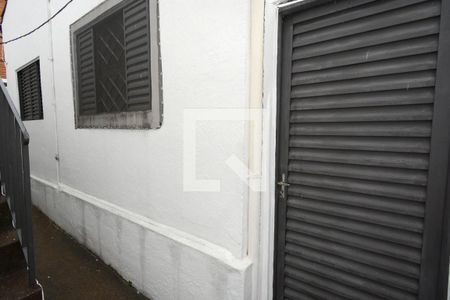 Casa para alugar com 30m², 1 quarto e 1 vagaEntrada