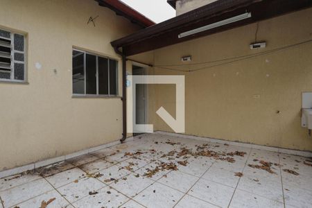 Casa à venda com 200m², 3 quartos e sem vagaÁrea de serviço