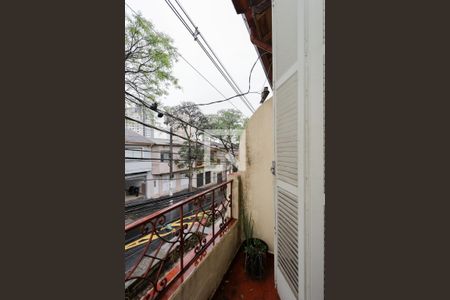 Varanda do Quarto 1 de casa à venda com 3 quartos, 200m² em Santa Teresinha, São Paulo