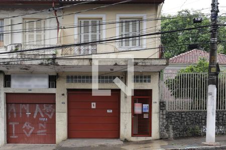 Casa à venda com 200m², 3 quartos e sem vagaFachada e plaquinha