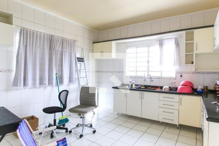 Casa para alugar com 240m², 3 quartos e 1 vagaCozinha