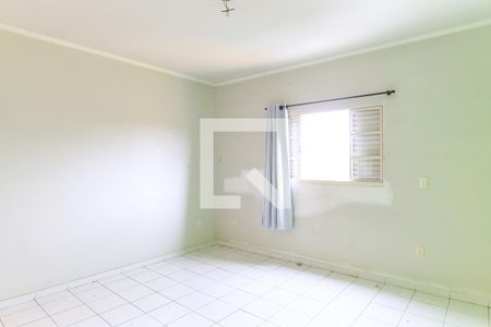 Casa para alugar com 240m², 3 quartos e 1 vagaSuíte 1