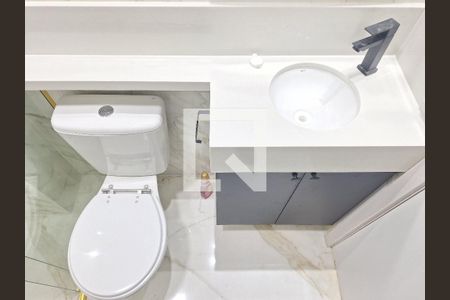 Apartamento à venda com 43m², 2 quartos e sem vagaBanheiro