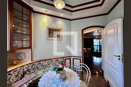 Apartamento para alugar com 180m², 3 quartos e 4 vagasCopa