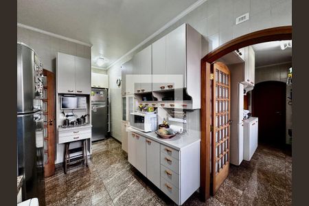 Apartamento para alugar com 180m², 3 quartos e 4 vagasCozinha