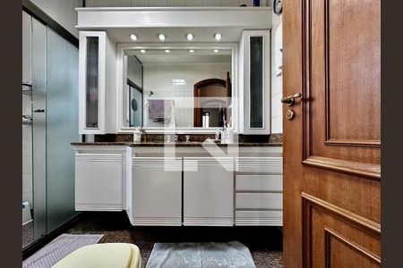 Apartamento para alugar com 180m², 3 quartos e 4 vagasBanheiro Suíte