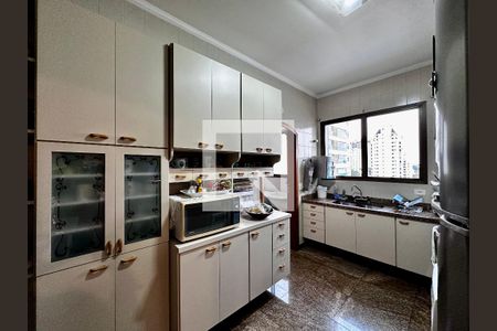 Apartamento para alugar com 180m², 3 quartos e 4 vagasCozinha