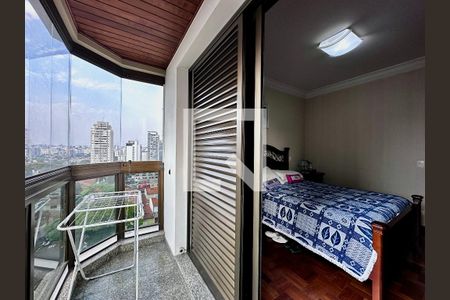 Apartamento para alugar com 180m², 3 quartos e 4 vagasSacada Suíte