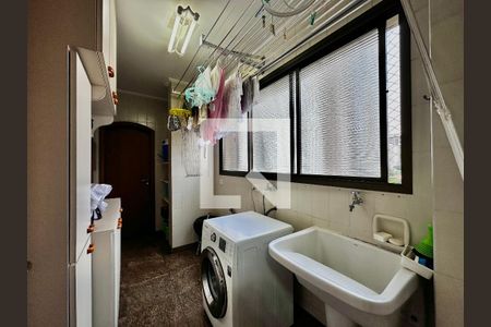 Apartamento para alugar com 180m², 3 quartos e 4 vagasÁrea de Serviço