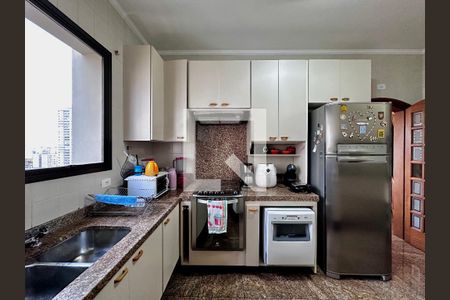 Apartamento para alugar com 180m², 3 quartos e 4 vagasCozinha