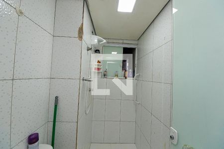 Apartamento à venda com 47m², 2 quartos e 1 vaga Apartamento à venda com 47m², 2 quartos e 1 vagaBanheiro