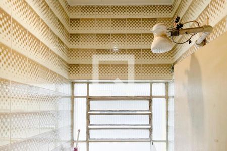 Casa à venda com 160m², 3 quartos e 3 vagasBanheiro de Serviço