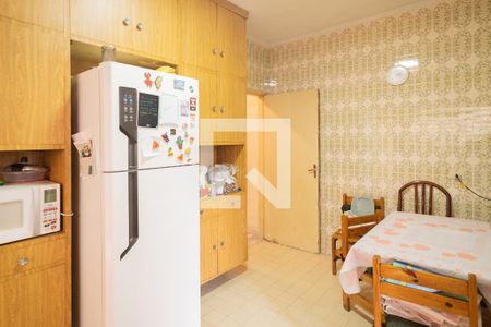 Casa à venda com 160m², 3 quartos e 3 vagasCozinha 