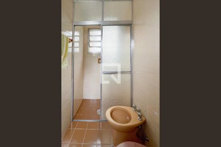 Casa à venda com 160m², 3 quartos e 3 vagasBanheiro - Suíte 