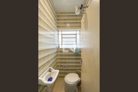 Casa à venda com 160m², 3 quartos e 3 vagasBanheiro de Serviço