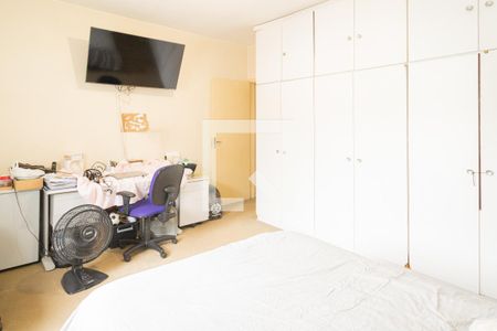 Casa à venda com 160m², 3 quartos e 3 vagasSuíte 