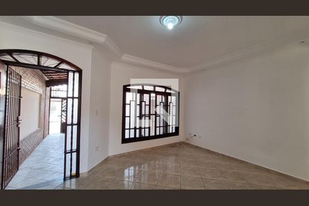 Sala de casa para alugar com 2 quartos, 65m² em Vila Assuncao, Praia Grande