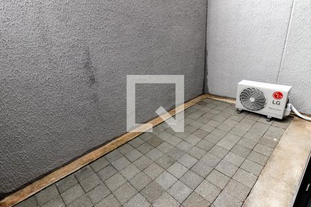 Studio à venda com 35m², 1 quarto e sem vaga Studio à venda com 35m², 1 quarto e sem vagaSacada - Garden