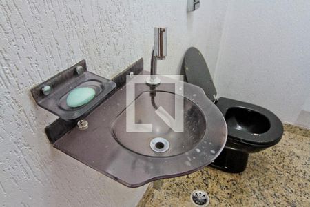 Lavabo de casa para alugar com 3 quartos, 130m² em Parque São Domingos, São Paulo
